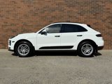 Certified 2021 Porsche Macan image 2