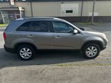 Used 2012 Kia Sorento LX w/ Convenience Pkg image 5