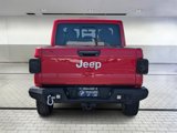 Used 2020 Jeep Gladiator Overland image 4