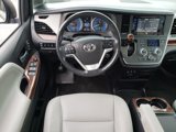 Used 2017 Toyota Sienna AWD image 3
