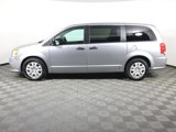 Used 2019 Dodge Grand Caravan SE image 2
