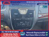Used 2015 Chrysler Town & Country Touring image 3