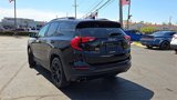 Used 2019 GMC Terrain SLT w/ Preferred Package image 2