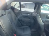 Used 2021 Volvo XC40 T4 Momentum w/ Premium Package image 4