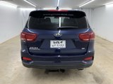 Used 2019 Kia Sorento LX w/ LX Convenience Package image 4