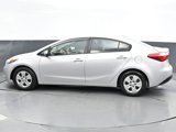 Used 2016 Kia Forte LX image 4