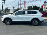 Used 2020 Volkswagen Tiguan SE w/ Panoramic Sunroof Package image 4