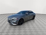 Used 2018 Mercedes-Benz E 400 4MATIC Sedan image 4