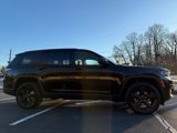 Used 2021 Jeep Grand Cherokee L Laredo image 3