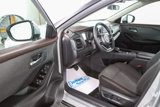 Used 2023 Nissan Rogue SV image 3