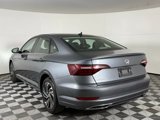 Used 2020 Volkswagen Jetta SEL Premium image 5