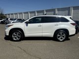 Used 2016 Toyota Highlander Limited image 2