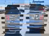 Used 2023 Kia Sorento EX w/ Panoramic Sunroof Package image 4