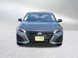 Used 2024 Nissan Altima 2.5 SV image 2