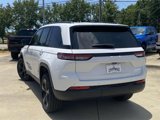 New 2025 Jeep Grand Cherokee Altitude image 5