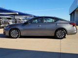 Used 2024 Nissan Altima 2.5 SV image 2