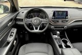 Used 2024 Nissan Altima 2.5 SV image 5