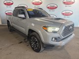 Used 2020 Toyota Tacoma TRD Sport image 3