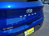 Used 2023 Hyundai Venue Limited image 5