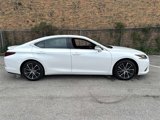 Certified 2022 Lexus ES 350 w/ Premium Package image 4