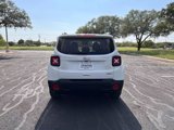 Used 2019 Jeep Renegade Latitude image 4