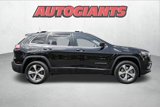 Used 2020 Jeep Cherokee Limited image 3