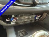 Used 2021 Buick Enclave Essence image 4