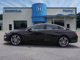 Used 2022 Chevrolet Malibu LT image 2