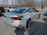 Used 2023 Nissan Altima 2.5 SV image 4