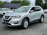 Used 2020 Nissan Rogue SV image 2