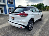 Used 2022 Nissan Kicks SV image 5