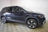 New 2025 Volkswagen Taos SE image 3