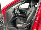 Certified 2025 Porsche Macan image 5