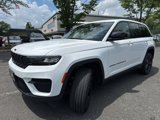 Certified 2022 Jeep Grand Cherokee Altitude image 3