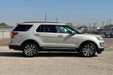 Used 2017 Ford Explorer Platinum image 3