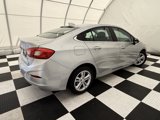 Used 2018 Chevrolet Cruze LT image 4