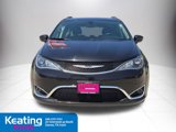 Used 2019 Chrysler Pacifica Touring-L image 2