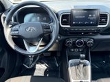 Used 2024 Hyundai Venue SEL image 2