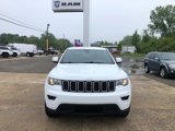 Used 2021 Jeep Grand Cherokee Laredo image 2