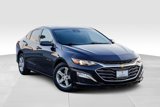Used 2022 Chevrolet Malibu LT image 2