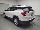 Used 2023 GMC Terrain SLE w/ Driver Convenience Package image 5