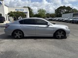 Used 2017 Honda Accord Touring image 4