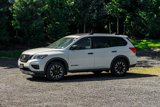 Used 2020 Nissan Pathfinder SL image 3