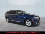 Used 2017 Chrysler Pacifica Touring-L image 5