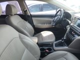 Used 2017 Hyundai Elantra Limited image 4