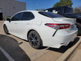 Used 2019 Toyota Camry SE image 2
