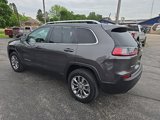 Used 2021 Jeep Cherokee Latitude Lux w/ Comfort/Convenience Group image 3