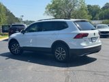 Used 2019 Volkswagen Tiguan SE w/ Panoramic Sunroof Package image 6