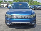 Used 2018 Volkswagen Tiguan SEL Premium image 2