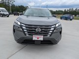 Used 2024 Nissan Rogue S image 2